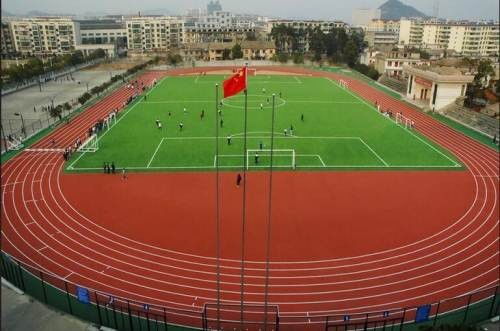 从云南迪庆到广东广州 塑胶跑道材料与施工的专业解析